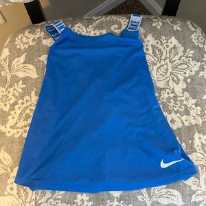 Nike tank